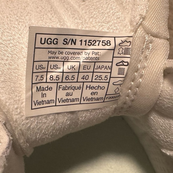 Ugg Goldencush Sneaker - Picture 7 of 7